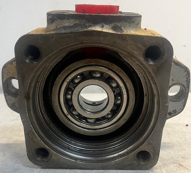 Hydraulic Shaft End Cover Heavy Duty Replacement Industrial Equipment Part 2126