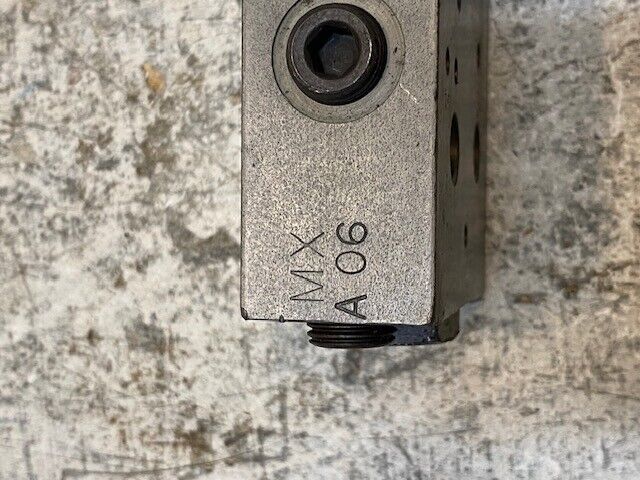 Hydraulic Solenoid Valve MX-A-06 | 150-S | 5" x 2-3/4" x 1"