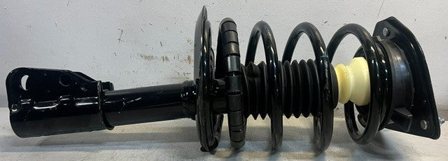 FCS Automotive Suspension Strut Assembly 33212 | 5223102 | 1S2312 Replacement