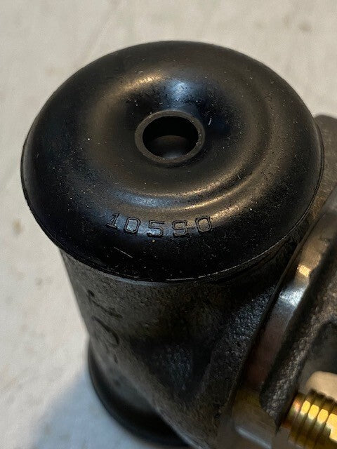 Drum Brake Rear Wheel Cylinder 10589 | 10590 | 3" W x 2-1/2" H x 2-1/4" D