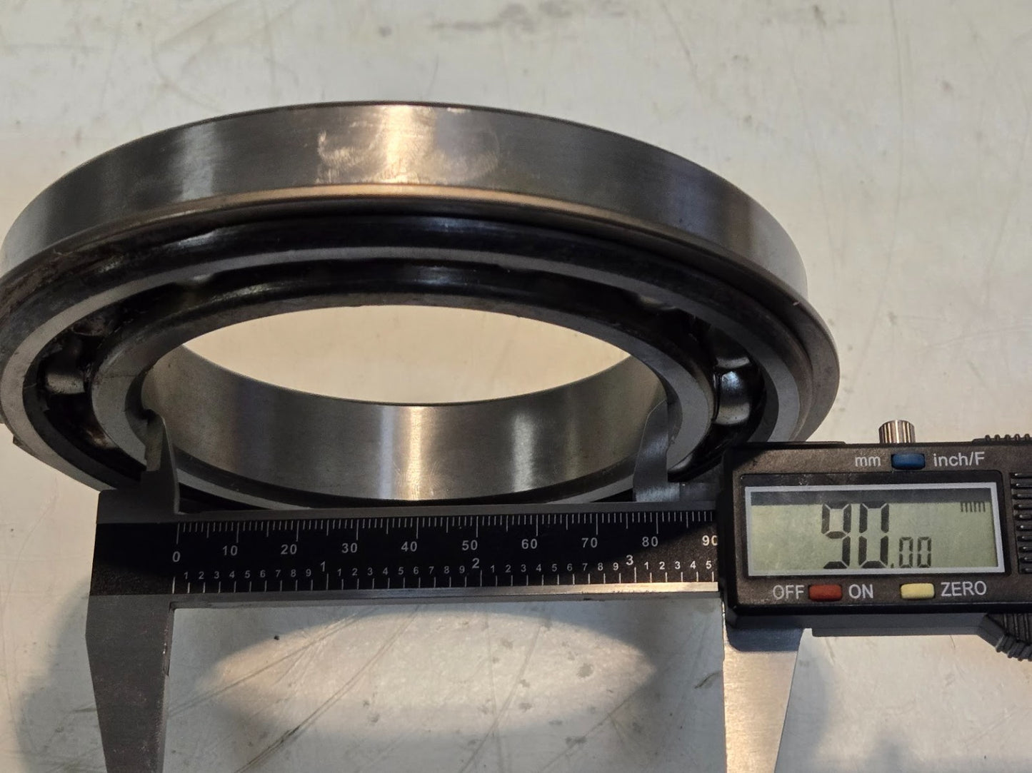 Snap Ring Deep Groove Ball Bearing 118 | 140 mm OD x 90 mm Bore x 24 mm Wide