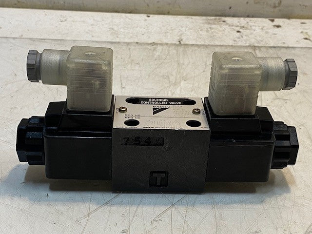 Daikin Solenoid Controlled Valve KS0-G02-4CA-30-CLE 50/60Hz AC100V