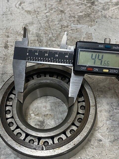 MUB1309 Bower USA 00 M1309T 25x45x100mm Cylindrical Bearing