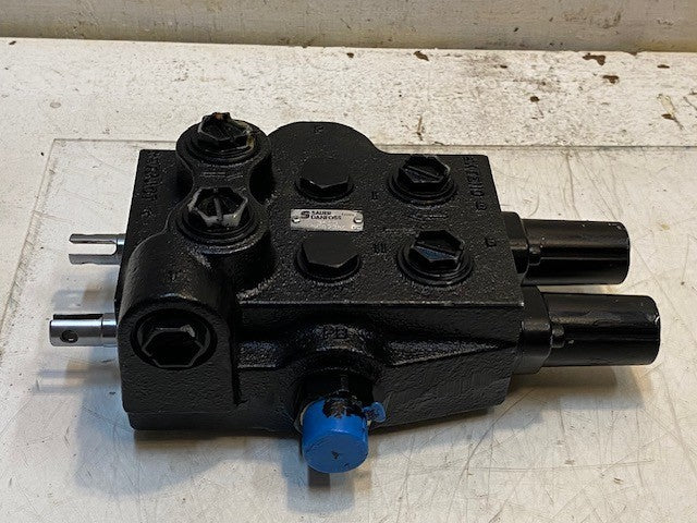 Sauer Danfoss 341D 156B7056 Hydraulic Control Valve