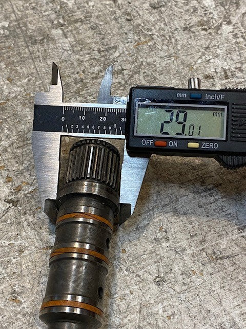 Billet Input Shaft 9-1/2" Long 31-Spline 25mm Thread 22-Spline 19mm Thread