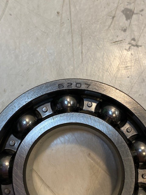 12 Quantity of AST Deep Groove Ball Bearings 6207 | 35x72x17mm (12 Quantity)