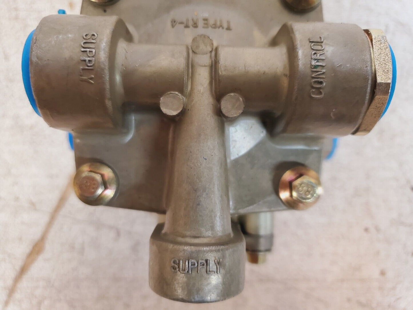 Heavy Duty Trailer Valve Type RT-4