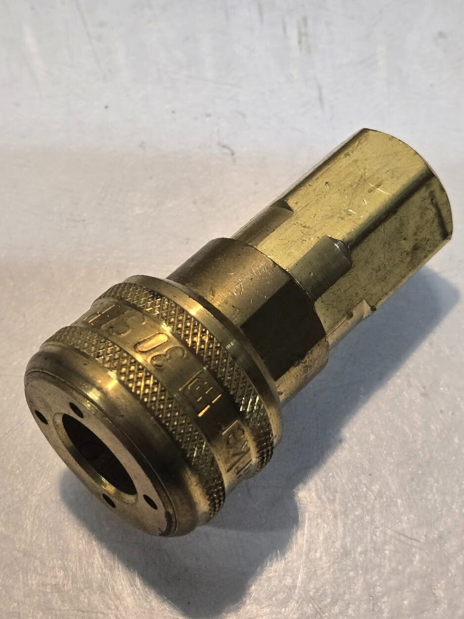 Parker 30 Series B37 1/2" Quick Connect Coupler 1/2"-14 Female Threads