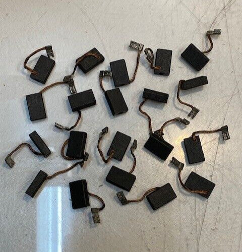20 Quantity of Carbon Brushes 22-16-0060 Model 6370 | 21mm x 13mm (20 Quantity)