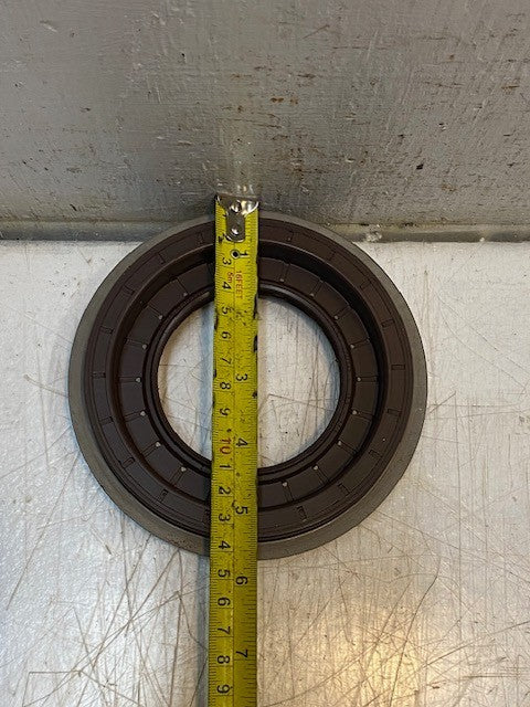Eaton 210724 Dana Spicer Pinion Oil Seal Differential Axle Replacement