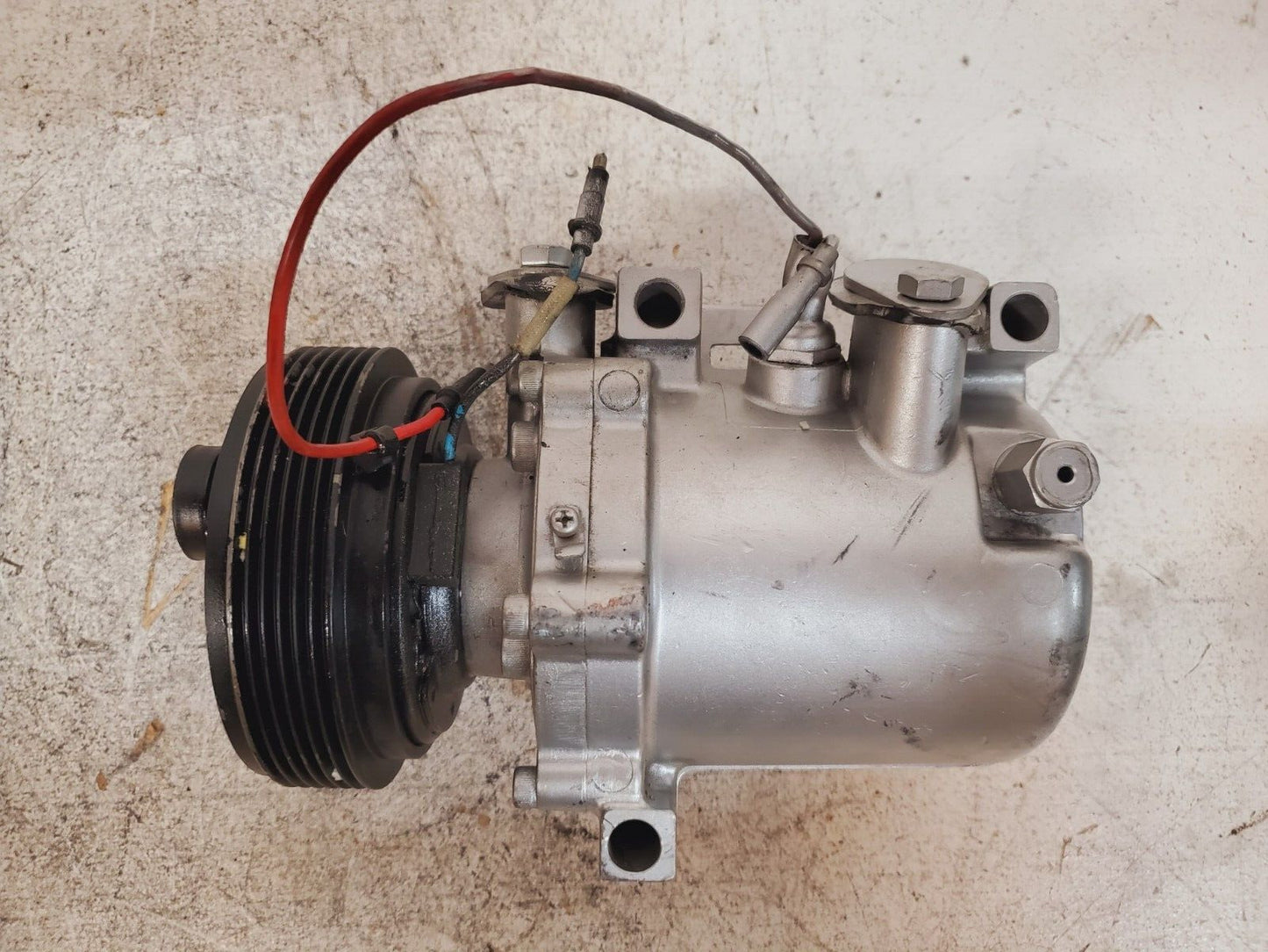 Remanufactured A/C Compressor PL899 | POE 100 | R12 & R134A