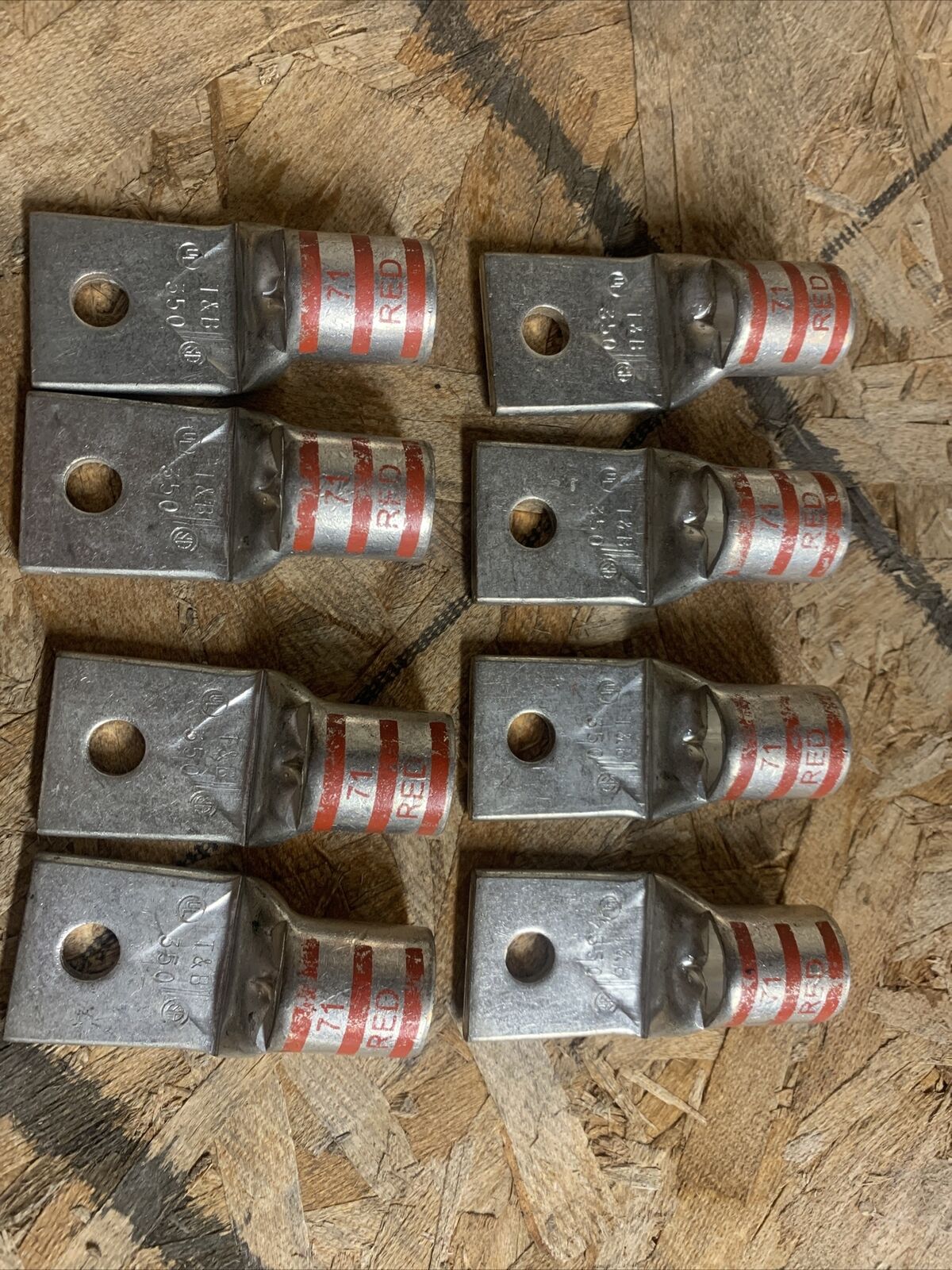 8 Quantity of Thomas & Betts CU Lugs SB 3/4" Red71 | 350Kcmil (8 Qty)