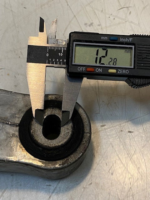 Engine Mount Isolator STS 16 | 9-1/2" Long 930AC, 932AC, 121AC, 122AB