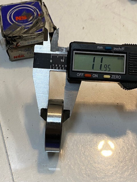 2 Quantity of NSK 7004CTYP4 Bearings 42mm OD 20mm Bore 12mm Thick (2 Quantity)