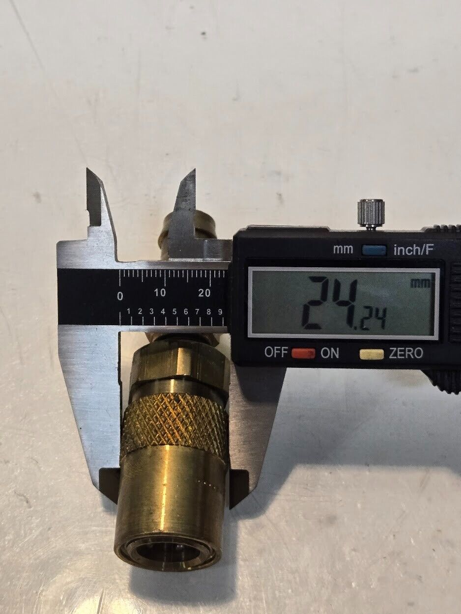 2 Quantity of PPE 300 Series 1/4" Quick Connect Fittings 3/8" Push-Lok (2 Qty)