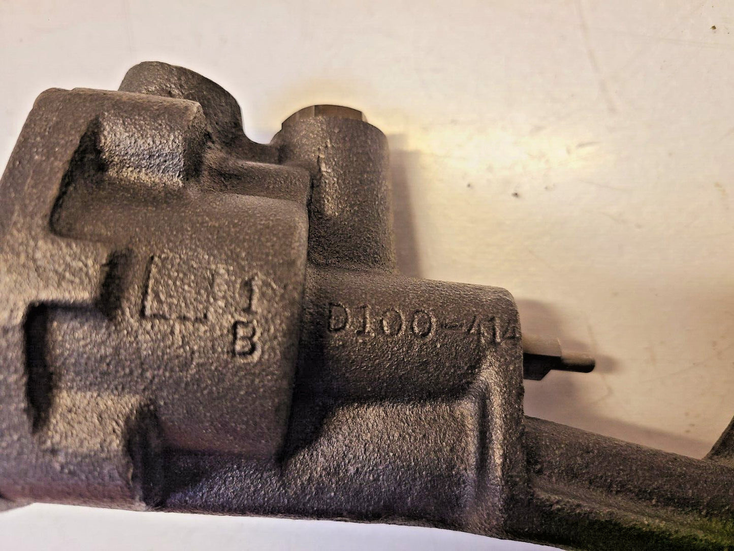 Engine Oil Pump D100-414 | HM54 96100A | 426 4B