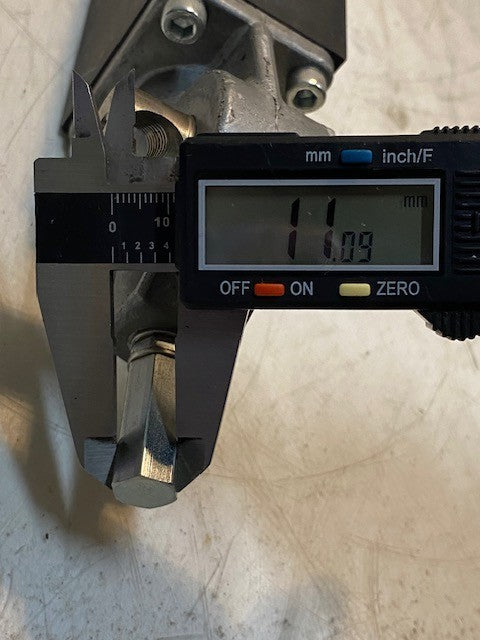 Hydraulic Swing Assembly Valve EC2MK 11mm End 1-3/4" W 2-1/4" H 11-1/2" L