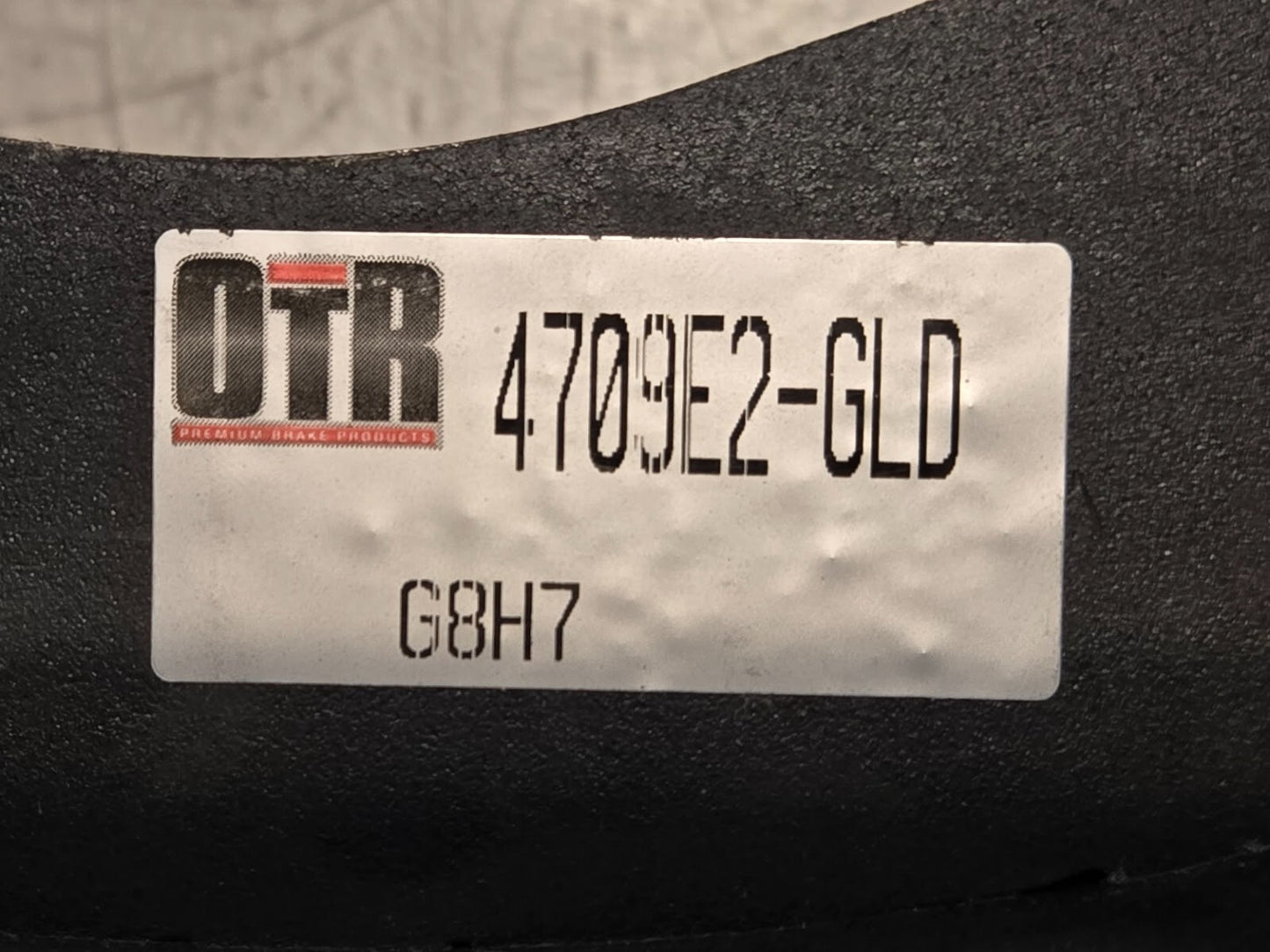 2 Quantity of OTR 4709E2-GLD Brake Shoes for Spicer | 819700AI | 819707 (2 Qty)