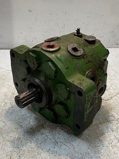 John Deere Hydraulic Pump R32442R, R324, 41R