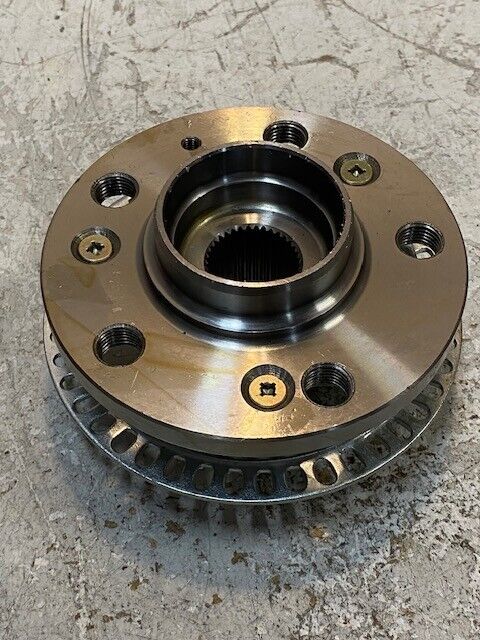 Front Wheel Hub Assembly Set 5-1/4" Dia 29mm Bore 40mm Bore OD 36 Spline