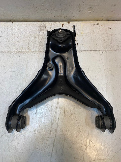 Suspension Control Arm 92-35383 | 14-1/2" Long 13-1/2" Wide