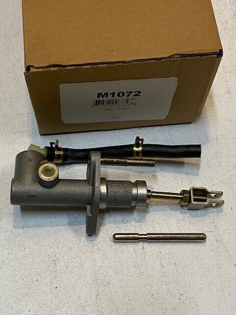 Clutch Master Cylinder M1072 | 1513