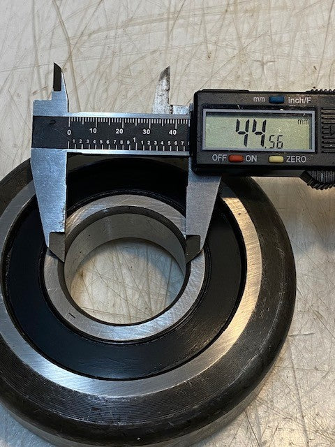 Peer 309SZZ-4 Heavy Duty Mast Guide Forklift Ball Bearing 45 x 127 x 32 mm