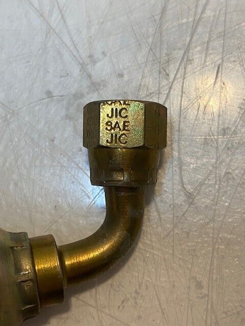 7 Quantity of Parker 1394344 Hydraulic Coupling Adapter Fittings (7 Quantity)