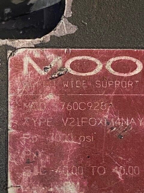 MOOG Pilot Valve 760C928 17mm ID 22mm Thread 3-6/8" L 3-1/4" W 3" H