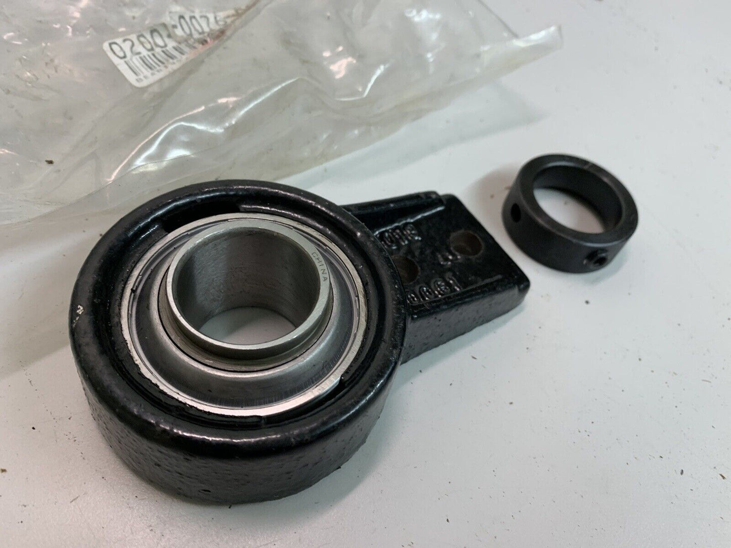 PTC NA206-20GL3 Bearing Hanger 0200-0076-00