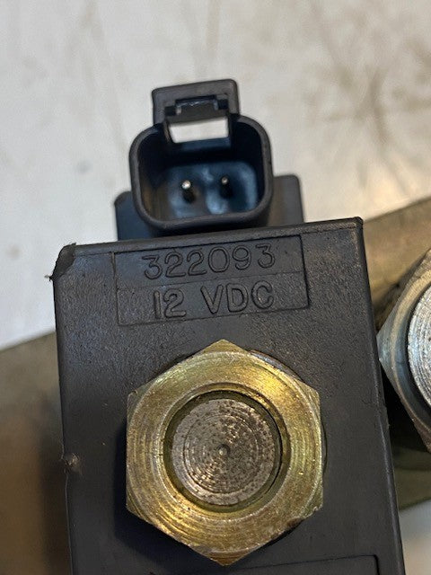 Sauer Danfoss Bobcat Valve 2310-7, 223564 B, CP12548, AE0910A, AE0410C