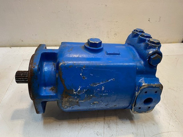 Hydraulic Pump Motor 14-1/2" L 7-3/4" W 9" H 34mm 21-Spline 14mm Bolt Holes