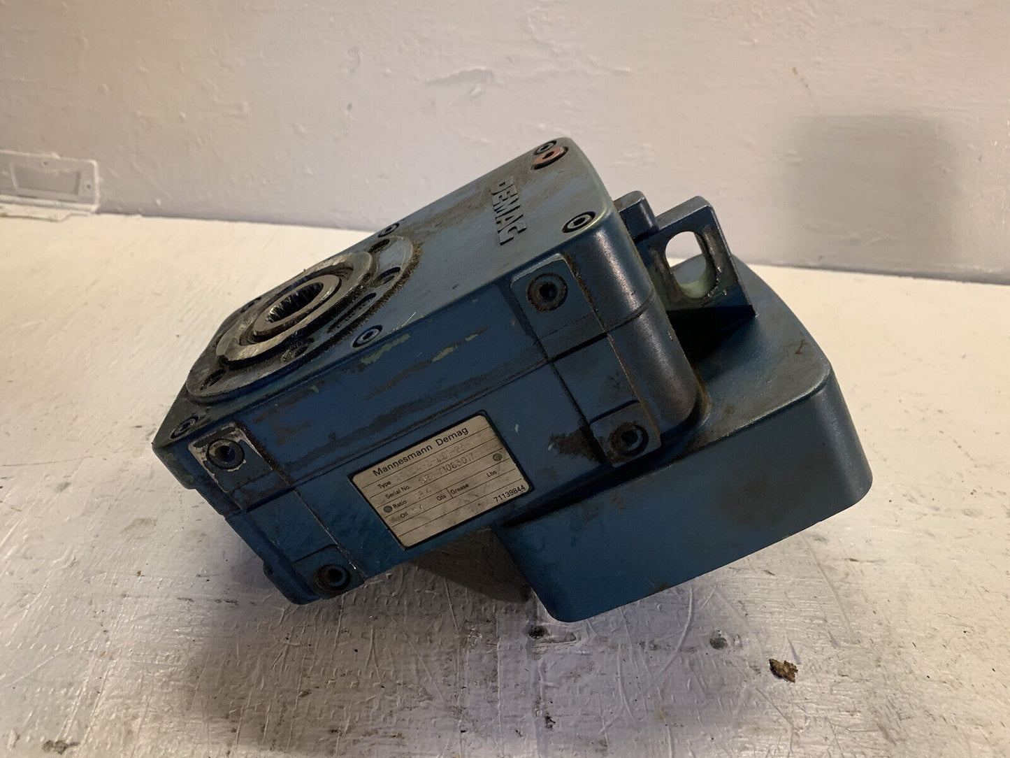 Mannesman Demag Offset Gear Box AFM04-C-M01-25-1 / Ratio 18.4 / 71139844