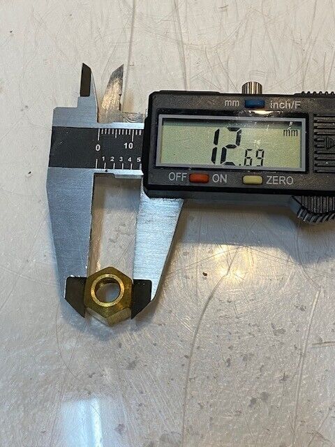 65 Qty of AF 90 Degree Brass Compression Elbow Fittings 10mm & 11mm Threads