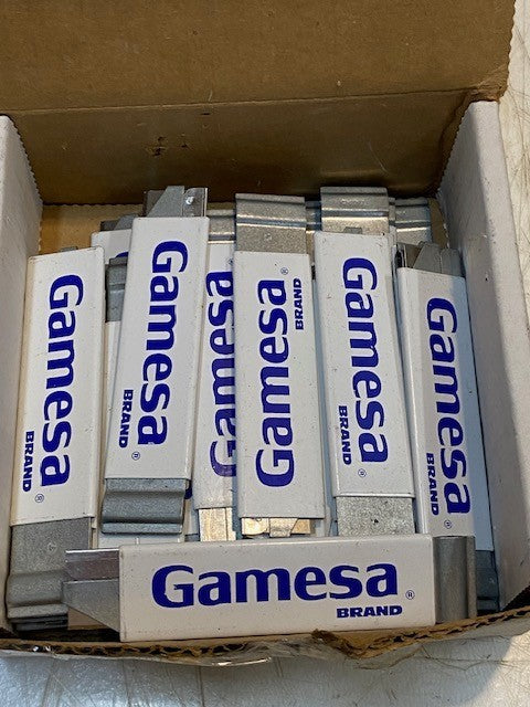 Box of 35 Gamesa Brand Mini Box Cutters Utility Knives Retractable Carton Opener