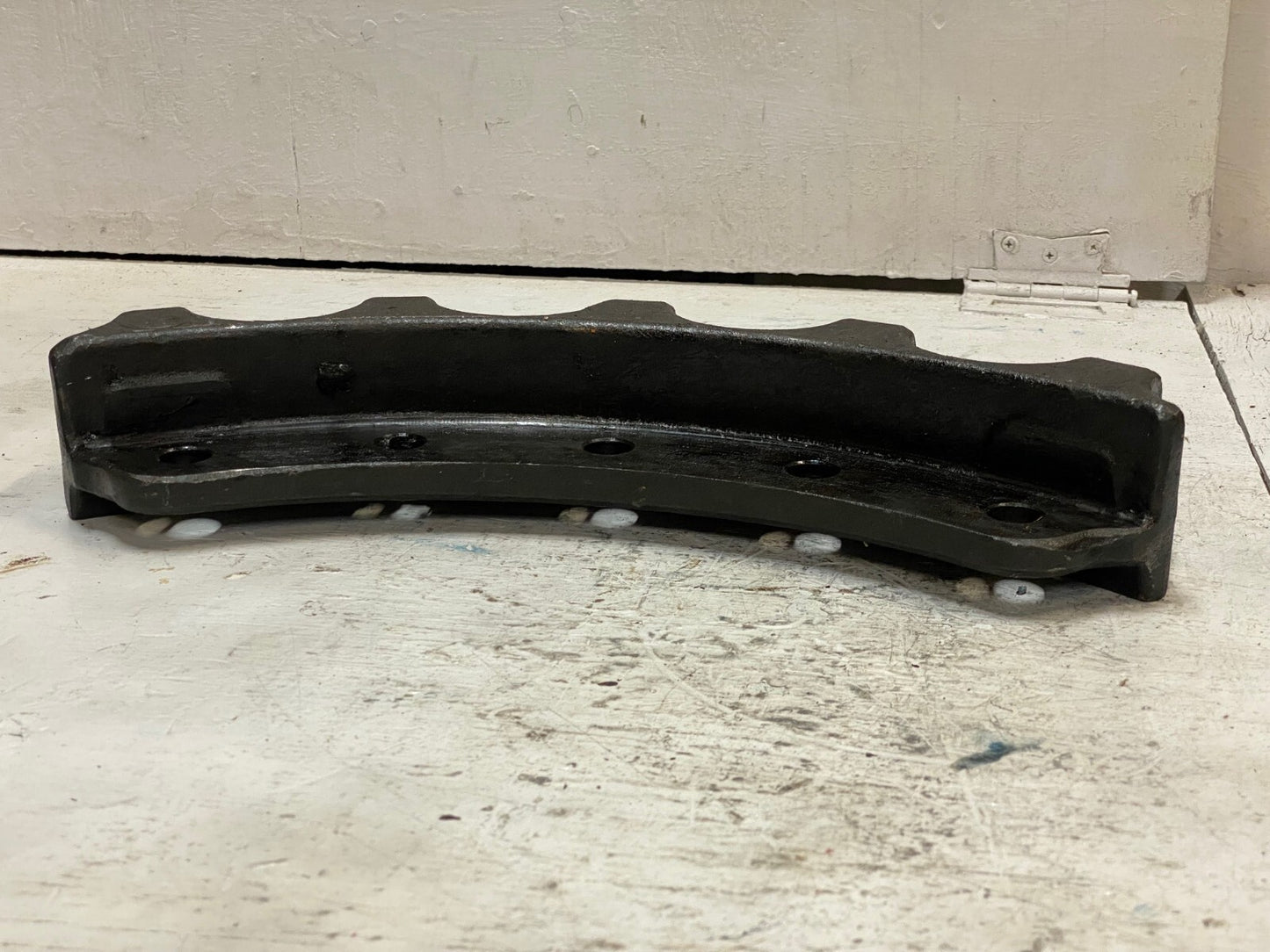 CAT 106 1622H UREL UAK 15-1/2" Length 4" Wide 2-3/4" Tall