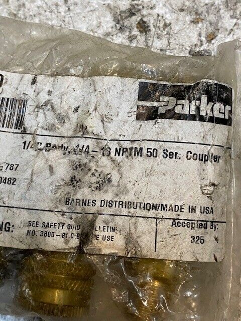 4 Quantity of Parker Couplings 2799 | 1/4" Body 1/4-16 NPTM 50 Ser. (4 Quantity)