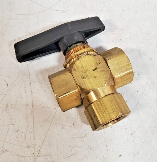 1/2" Female NPT Panel Mount Diverting Brass Valve