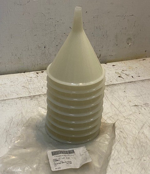 9 Qty of Hutzler Plastic Funnels 4-1/4" Dia. 4-1/2" Long 4940011043794 (9 Qty)