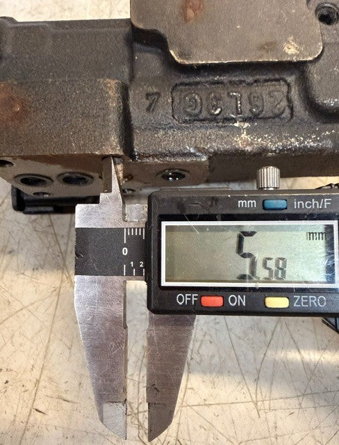 Hydra Force Hydraulic Directional Control Valve With Solenoid Operator 7095945