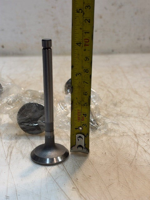4 Quantity of Intake Inlet Exhaust Valves for Toyota 13715-65010 (4 Quantity)