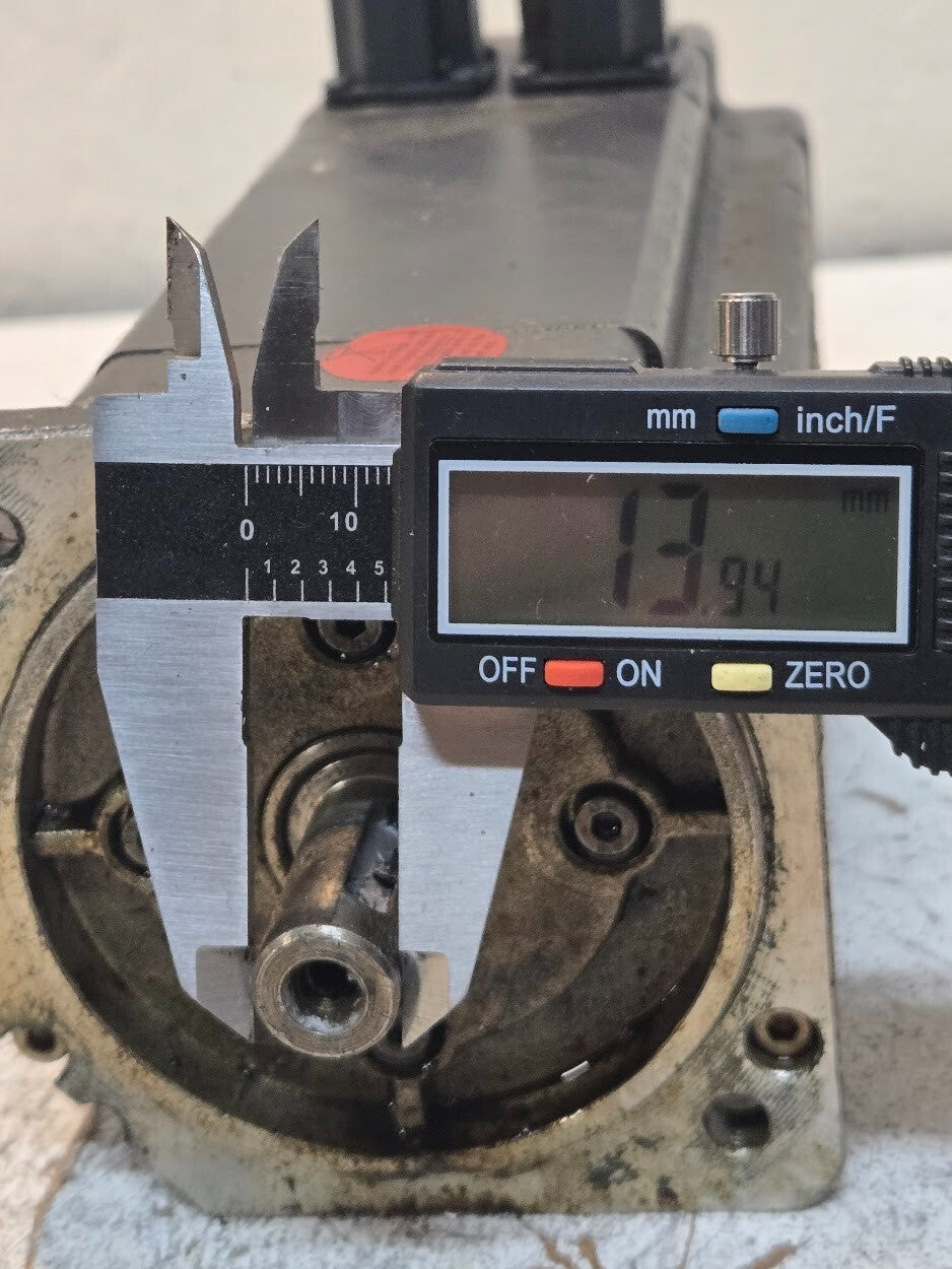 Siemens Servo Motor 1FT5044-0AK71-1-Z | YF PN18 3703 01 | 019 EN 60034