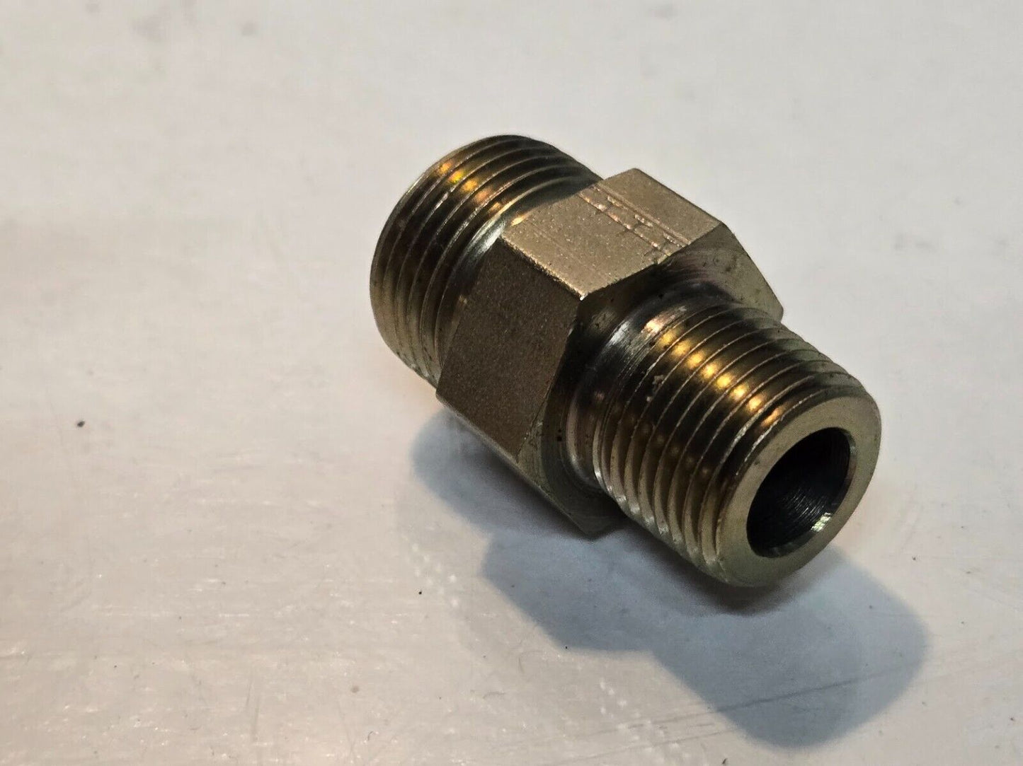 4 Quantity of 8MFFOR-6MP Hydraulic Adapters 13/16"-16 x 3/8"-18 (4 Quantity)