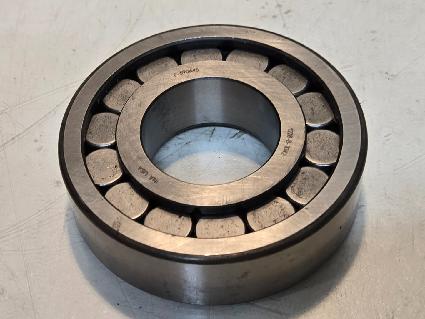 INA Cylindrical Roller Bearing 1228-B-1042 | F-390645 | 90 mm OD x 40 mm Bore