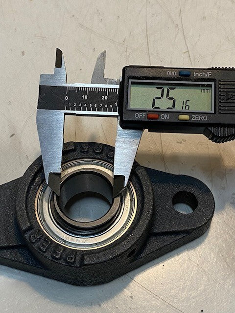 Peer 2-Bolt FT205 Flange Bearing UC205-16 | 25mm Bore 13mm Bolt Holes
