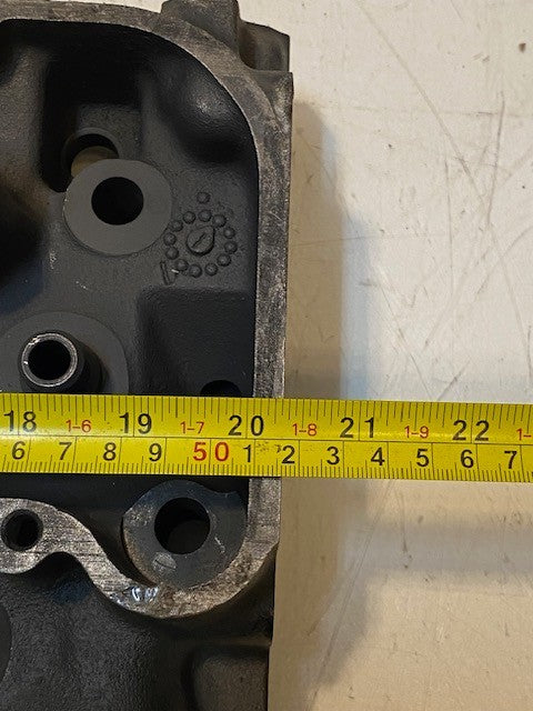 Cylinder Head Center 14077162 | C130 | 6M10 | 20-5/16" Long 8-1/4" Wide