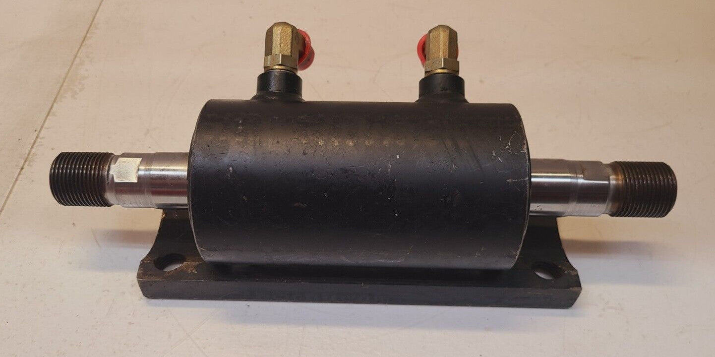 Clark Steering Cylinder with Support Base 9.5" x 3.5" | 13" Long