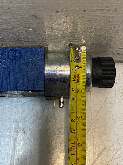 Rexroth R900052392 Solenoid Actuated Directional Spool Valve 24VDC 125A 607407