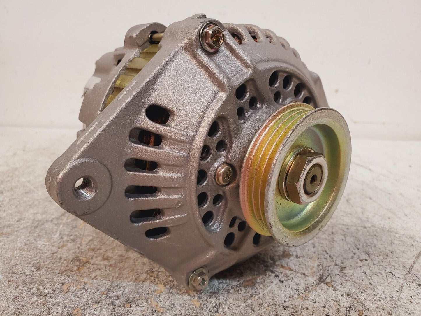 World Class Remanufactured Alternator 14858 06 | 06858460020114