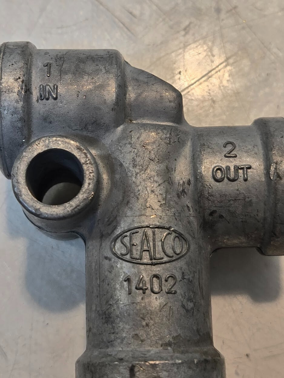 Sealco 140280 Air Brake Pressure Protection Valve | 3/8" NPT Ports | 70 PSI